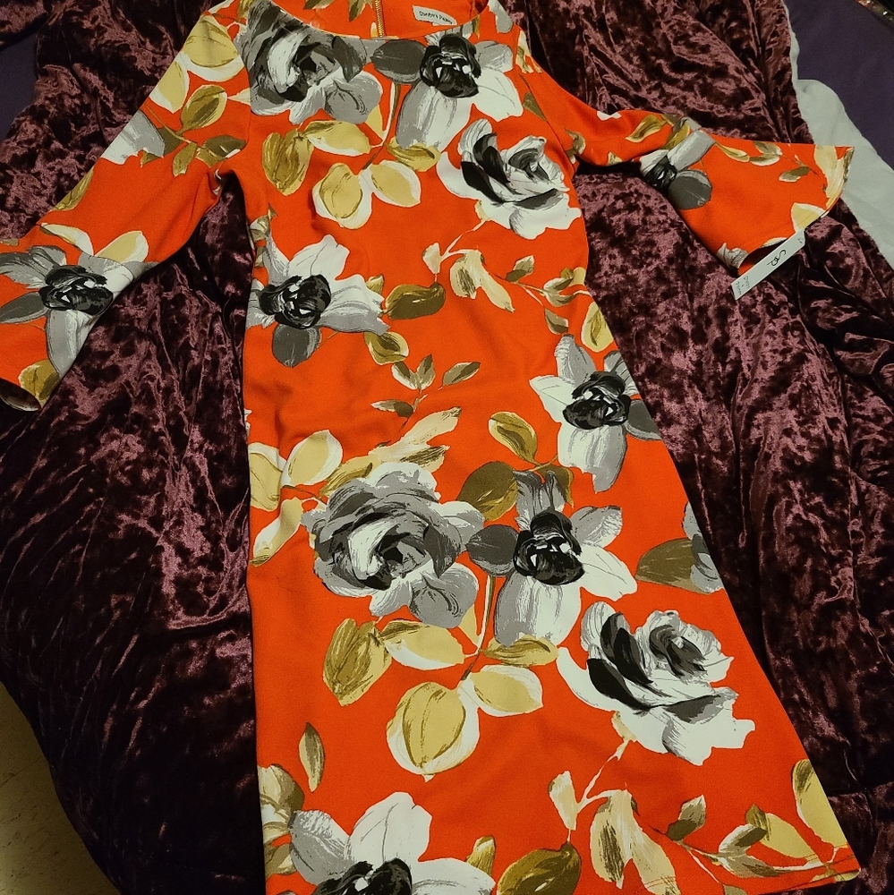 Sale!! ❤ NWT!! Beautiful cocktail dress 🥰